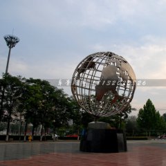 不銹鋼地球雕塑，旋轉(zhuǎn)地球儀雕塑
