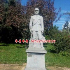 革命烈士雕塑，廣場英雄石雕
