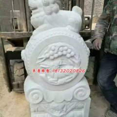 抱鼓石雕塑，漢白玉門墩雕塑