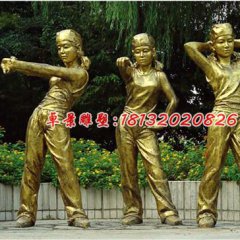 公園人物銅雕，三個(gè)女人跳舞銅雕