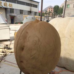 核桃雕塑，仿真玻璃鋼雕塑