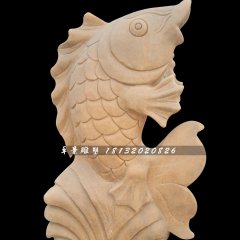 晚霞紅石雕魚，公園噴泉魚石雕