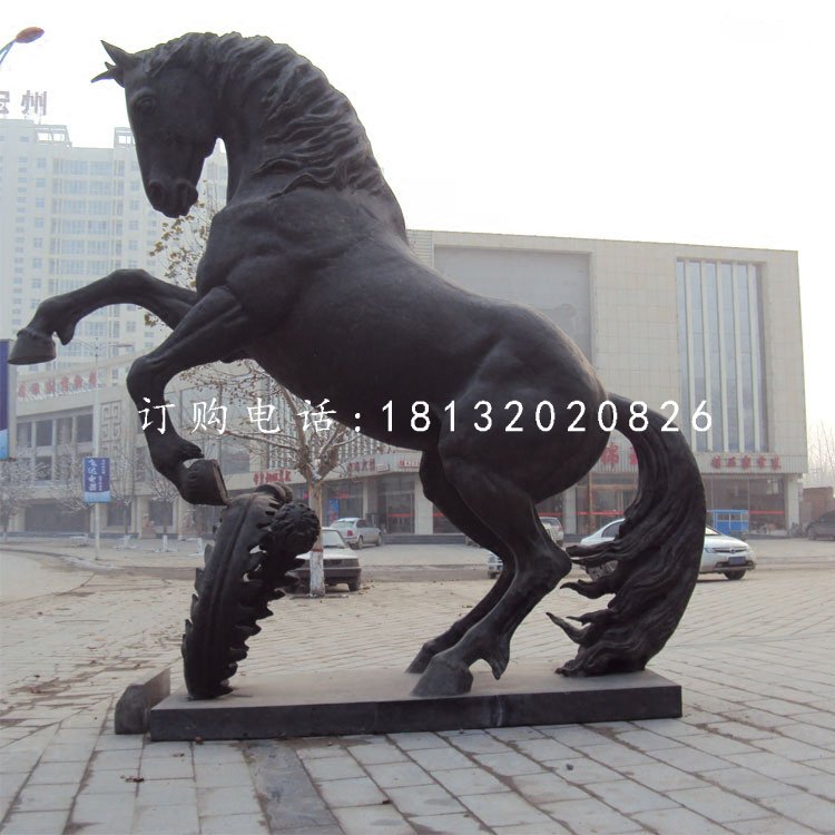 立馬銅雕，廣場(chǎng)銅雕馬