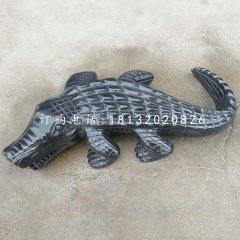 噴漆動物雕塑，鱷魚石雕