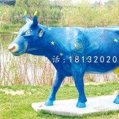 彩繪牛，玻璃鋼公園動物雕塑