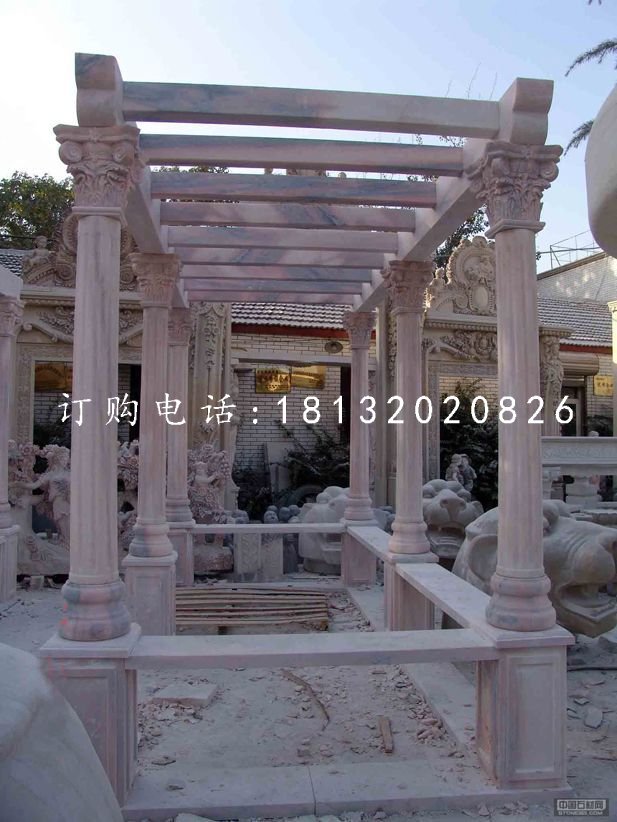 晚霞紅長廊，景觀石雕